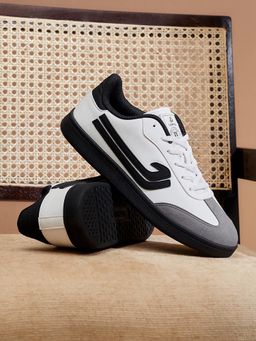 Campus - White Men Casual Sneakers