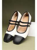 White color option, Sold out, Currently selected