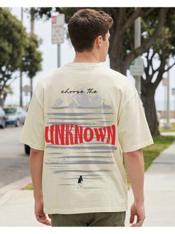Bewakoof - Men's Off White Be The Penguin Graphic Printed Oversized T-shirt