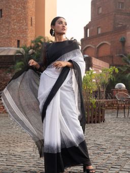 Beatitude - White Cotton Ikkat Design Saree With Unstitched Blouse