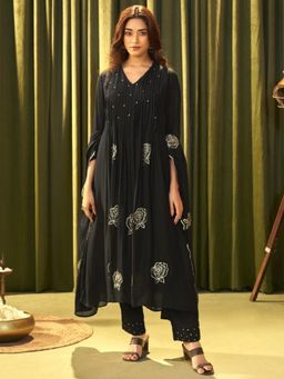 Autumnlane - Albeli Jade Embroidery Kurta and Pant with Dupatta