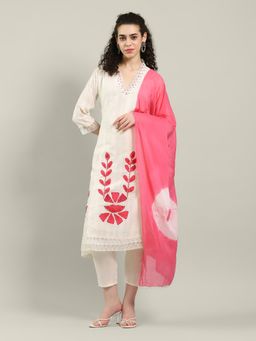 MEENA BAZAAR - Embroidered White Cotton Blend Kurta with Pant and Dupatta
