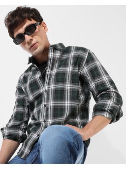 Campus Sutra - Men's Green Checkered Regular Fit Casual Shirt