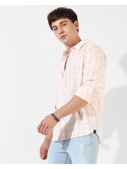 Campus Sutra - Men's White And Peach Checkered Regular Fit Casual Shirt