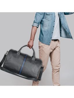 Kenneth Cole - Unisex Durable PU Travel Duffle Bag with Detachable Strap - Black