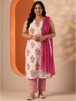 Extra love by Libas - Women Off White Printed Cotton Kurta and Pant with Dupatta