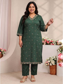 Extra love by Libas - Women Green Embroidered Silk Blend Kurta