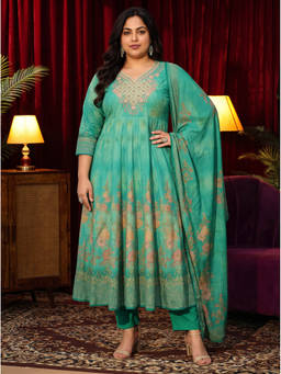 Extra love by Libas - Women Green Printed Cotton Kurta and Pant with Dupatta