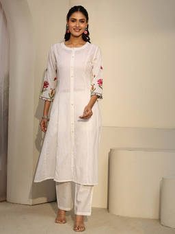 Libas - Women White Solid/Plain Cotton Kurta with Pant