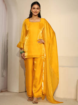 Gerua By Libas - Women Yellow Solid/Plain Tissue Kurta and Palazzo with Dupatta