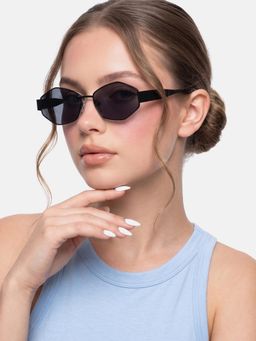 Twenty Dresses by Nykaa Fashion - Uv Protected Lens Black Sunglasses