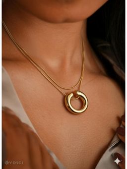 Vosgi - Gold Hoop Pendant Necklace