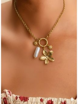 Vosgi - White Golden Bloom Necklace