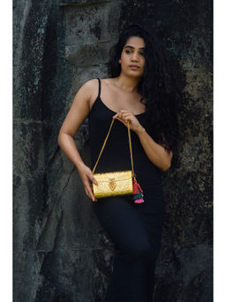 Riti - Floral Paatr Purse Gold