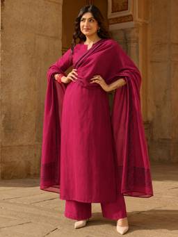 Gahan - Womens Poly Straight Solid Kurta with Narrow Pant & Dupatta - Pink