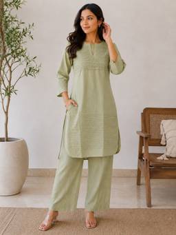 SMRITI GUPTA - Cotton Pintuck Green Kurta with Pant
