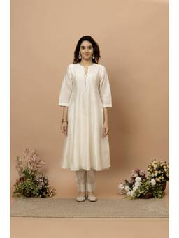 SMRITI GUPTA - Chanderi Silk Off-White Anarkali Kurta