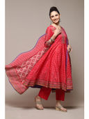 Red color option, Sold out, Currently selected