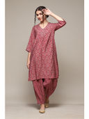 Red color option, Sold out, Currently selected