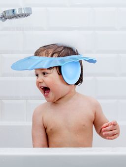Baby Moo - No Tears Safe Adjustable Bathing Shower Cap - Blue (6-12 Months)