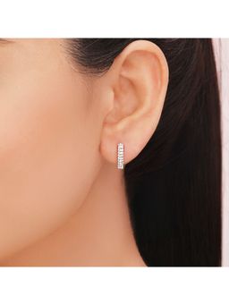 Zavya - 925 Sterling Silver V-Edge Pave Hug White Stone Hoop Earrings