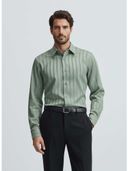 Green color option, Sold out, Currently selected