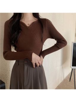 Outzidr - Brown Flat V Neck Top