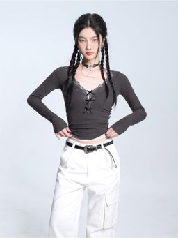 Outzidr - Grey Flat Knit Top With Bows