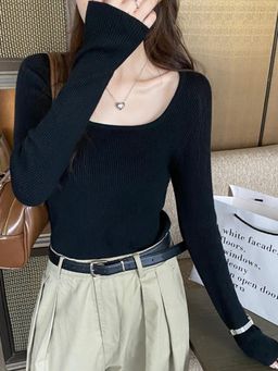 Outzidr - Black Scoop Neck Full Sleeve Top