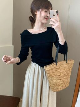 Outzidr - Black Elasticated Neck Flat Top