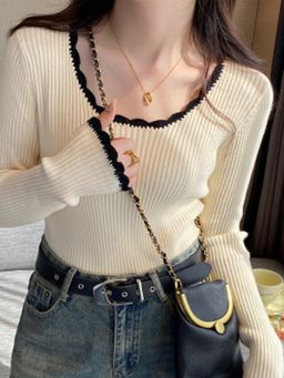 Outzidr - Cream Contrast Scallop Rib Top