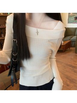 Outzidr - White Off-Shoulder Square Neck Top