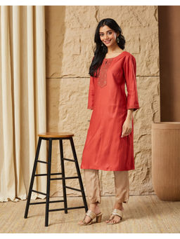 Fabindia - Rust Viscose Silk Pintuck Knee Length Kurta