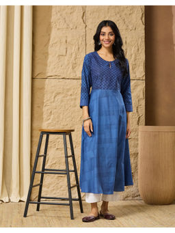 Fabindia - Indigo Cotton Hand Block Printed Slim Fit Kurta