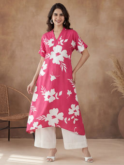 Black & Blah Blah - Pink Viscose Rayon Floral Printed Kurta