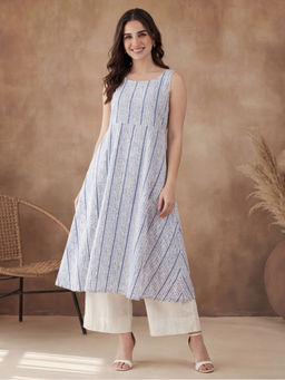 Black & Blah Blah - White Cotton Stripes Printed Kurta