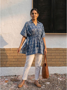 Vastara TheLabel - Blue Circular Motiff Organic Cotton Kaftan Top