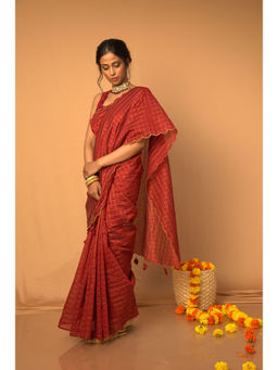 SAAKI - Mulla Rust & Gold Checked Saree