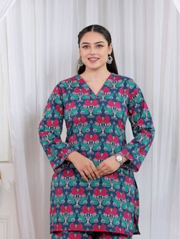 ARAMYA - Multi-Color Soft Cotton Geometric Print Kurta