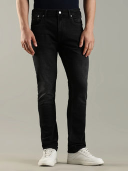 Tommy Hilfiger - Light-Wash Regular Fit Mid Rise Jeans