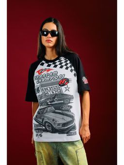 Bonkers Corner - 1970 Boss Oversized White T-shirt