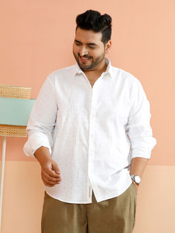 Instafab Plus - Men White Polycotton Self Design Casual Shirt