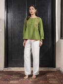 Green color option, Sold out, Currently selected
