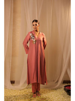 Studio Chiraiya - Elegant Pink Shimmer Kurta with Pant (Set of 2)