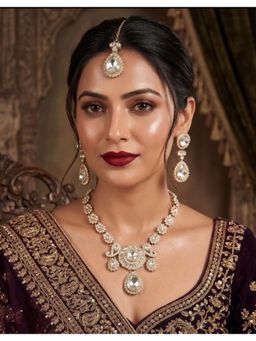 NUI - Womens White Stone Studded and Beaded Jewellery Set
