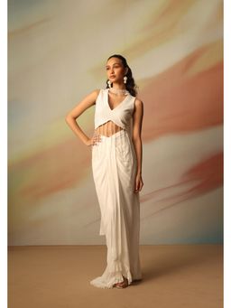 VANSHIKA AGARWAL LABEL - White Pearl Blouse with Skirt and Dupatta