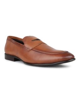 PRIVO - Mens Tan Solid Pointed Toe Loafers