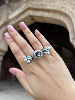 ISHKAARA - Women Festive Wear Oxidised Ghungroo Ring