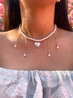 ISHKAARA - White Heart Pearl Necklace