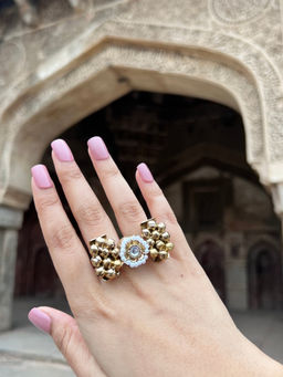 ISHKAARA - Flower Pearl Ghungroo Ring